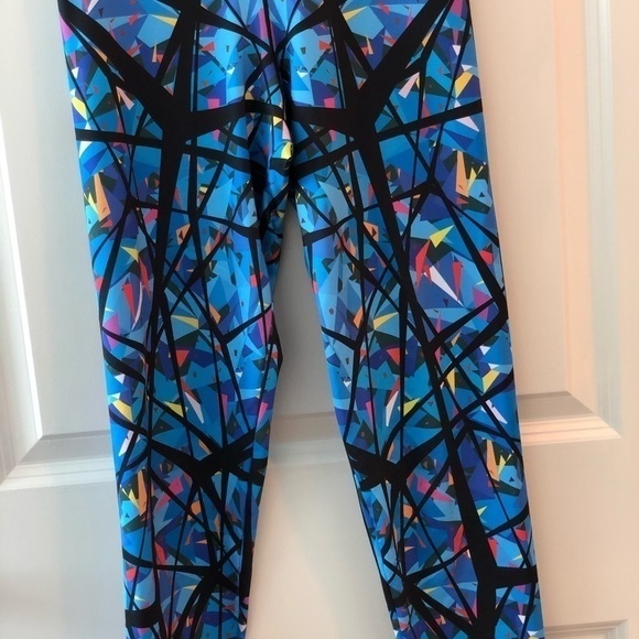 Activefit Sportswear Leggings Size M - Picture 2 of 12